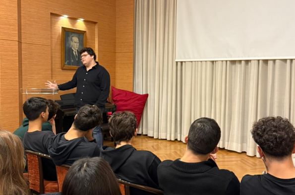 Mezunumuz Emir Ateşdağlı