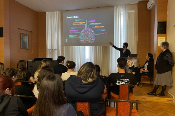 Rufa Güzel Sanatlar Akademisi ve Saint Louis Müzik Akademisi