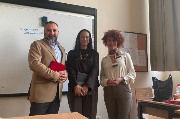 Kariyer günü -  Evrim Kaşlıoğlu ve Zeynep Karaer Güçlü