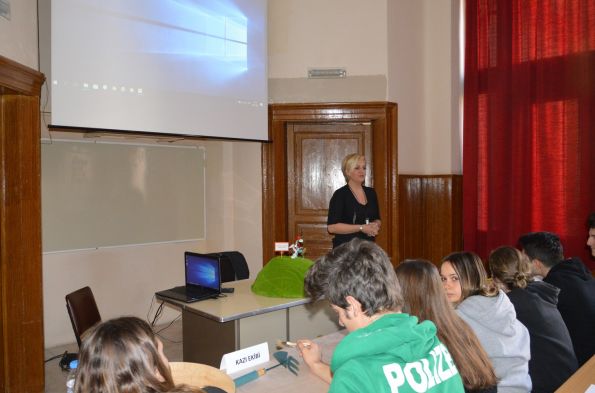 Meslekleri Tanıtma Kulübü Nüket Turhan