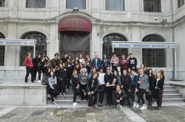 ASKERİ MÜZE VE    DOLMABAHÇE   CAMİİ     ZİYARETİ