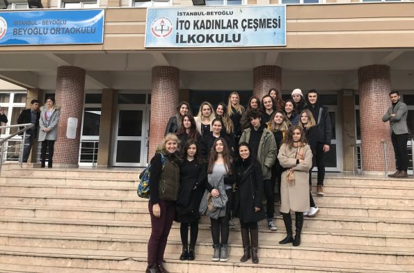 İTO KADINLAR ÇEŞMESİ İLKOKULUNA FORMA YARDIMI