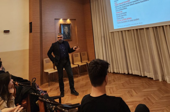 ​Eğitim Yazarı Turgay Polat