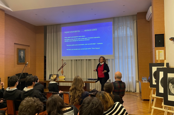 Galileo Galilei Bilim Haftası -   Dr.Ülgen Kökeş Sarıhan