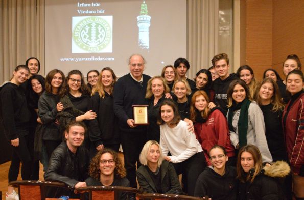 Doçent Dr.  Sayın  Yavuz Dizdar