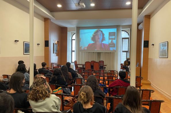 ​Meslekleri tanıtma kulübü -  Aylin Dağsalgüler