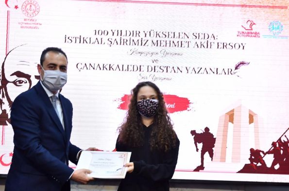 100 Yıldır Yükselen Seda: Mehmet Akif Ersoy -  Filiz Irmak Ustalar