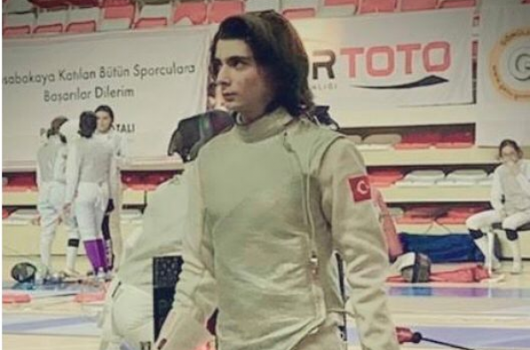 Eskrim Yıldızlar Flöre - Kayhan Sırmacı