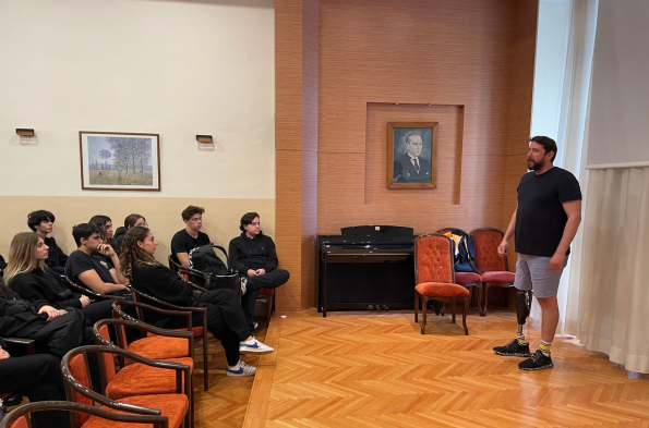 Caner Eler - Eurosport spikeri ve Socrates dergisi genel yayın yönetmeni