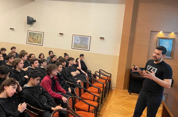 Sayın Doçent Doktor Özgür Atalay